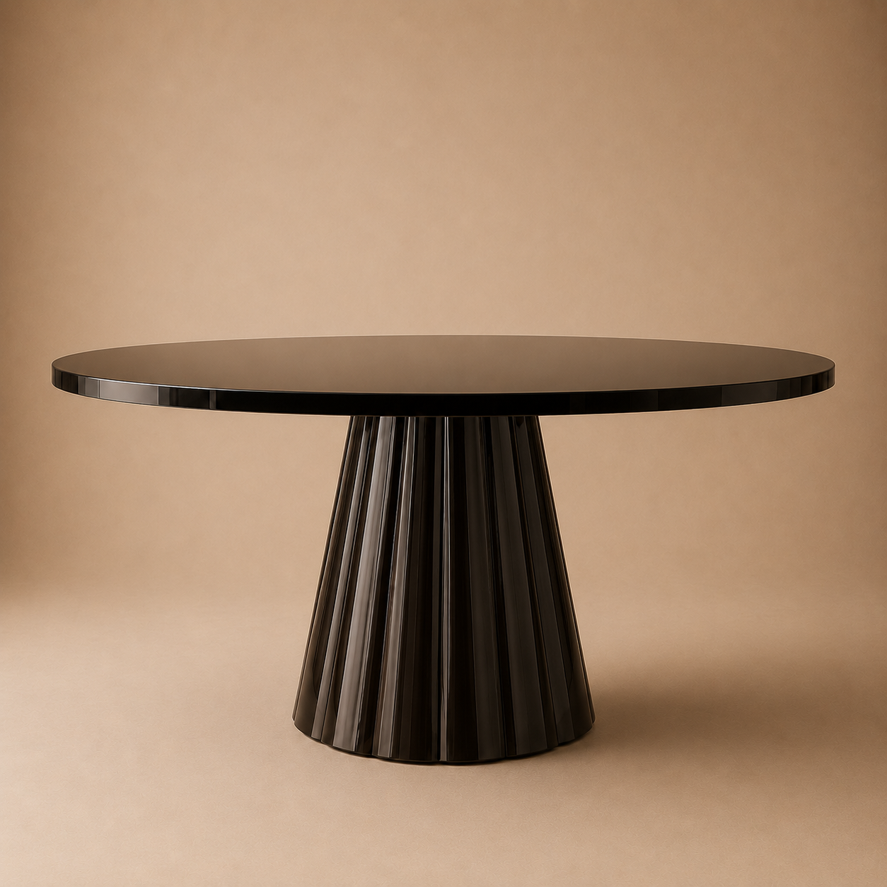 Uoma Round — Lacquered Fluted Pedestal Dining Table