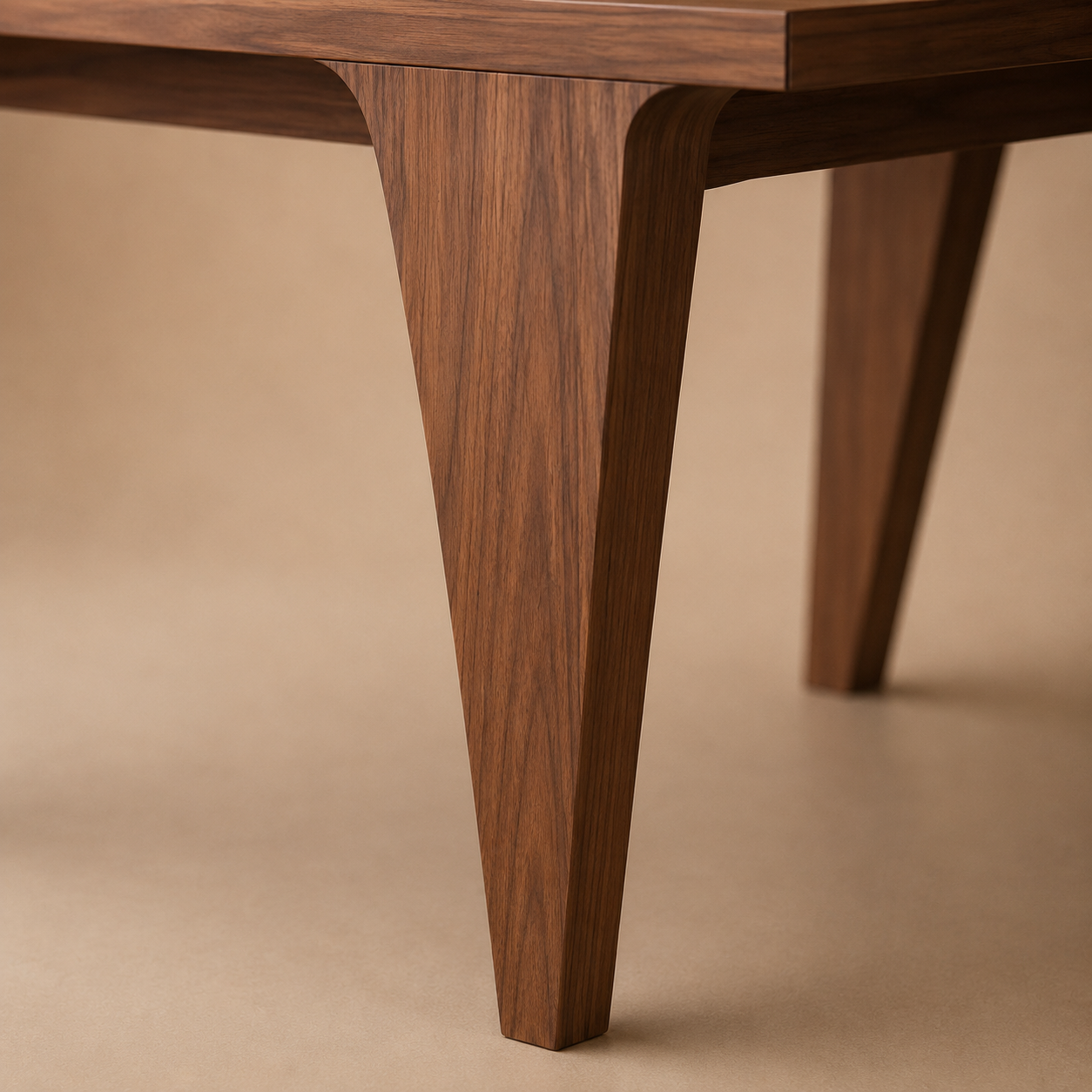 Harja Rect — Solid Walnut Extendable Dining Table